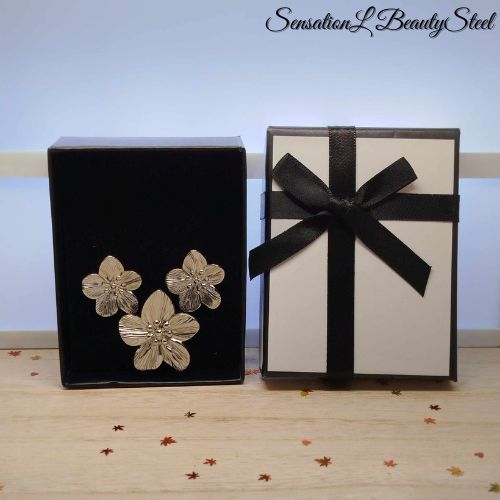 Parure Fleur Royale – Les Deux Pièces : Boucles d'Oreilles & Bague