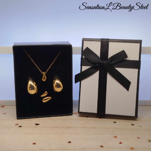Parure Goutte d'Eau – Les Trois Pièces : Collier, Boucles d'Oreilles & Bague