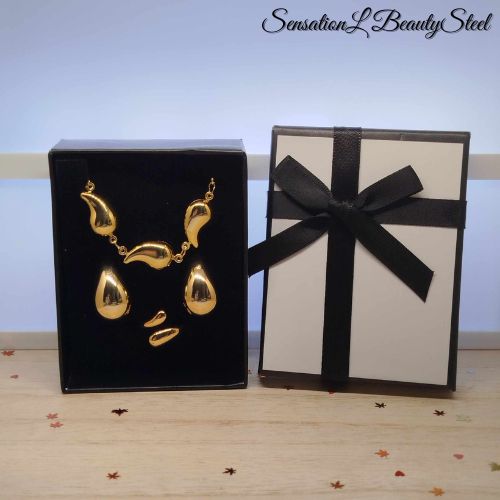 Parure Goutte d'Eau – Les Trois Pièces : Boucles d'Oreilles, Bracelet & Bague
