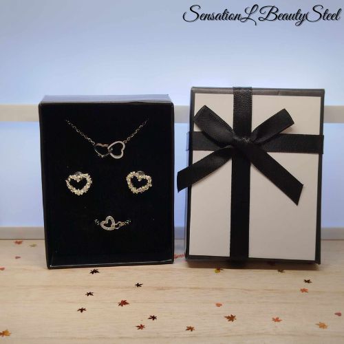 Parure Cœurs Entrelacés – Les Trois Pièces : Collier & Boucles d'Oreilles & Bague
